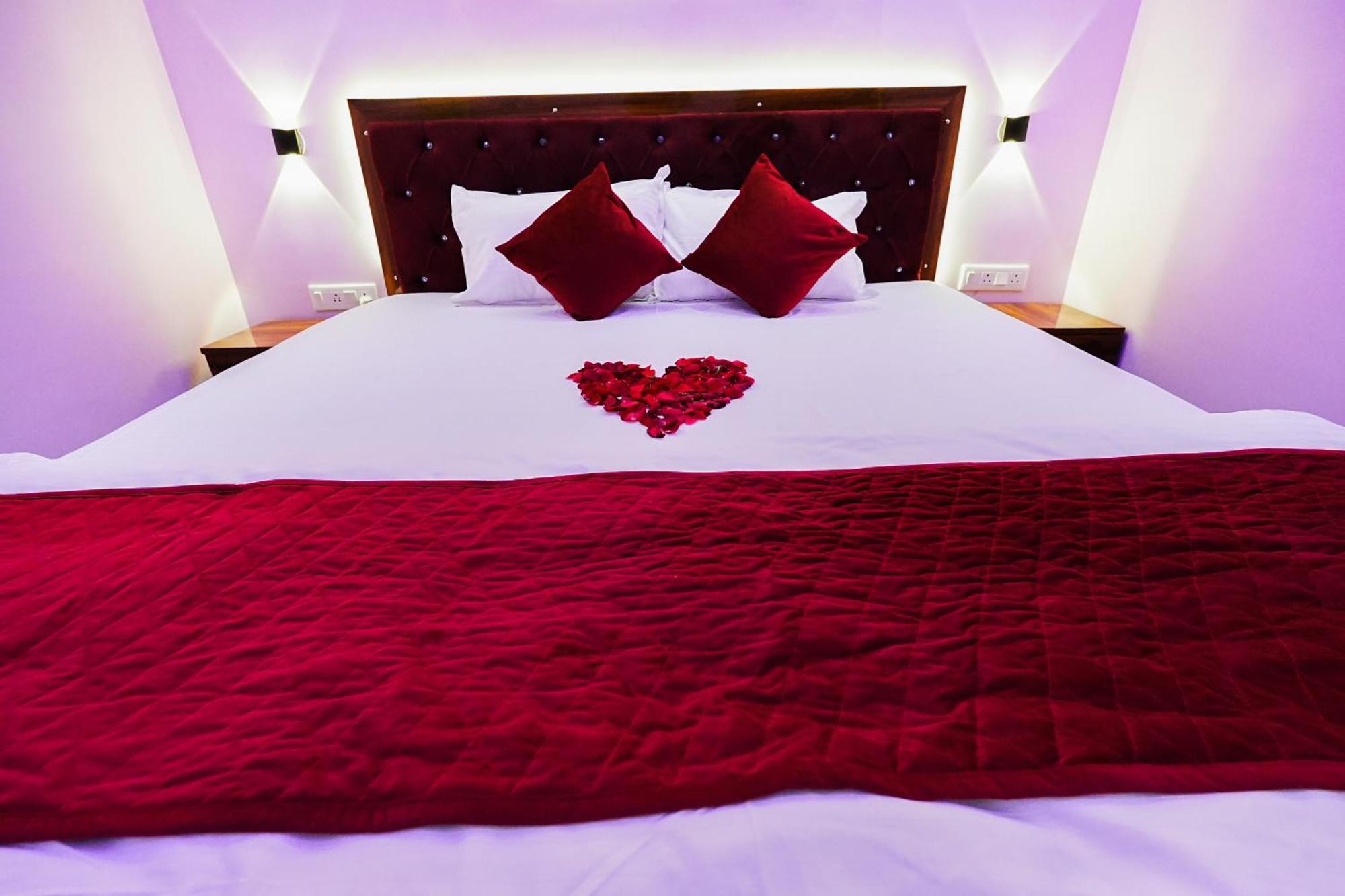 Hotel Rj Patna  Ngoại thất bức ảnh