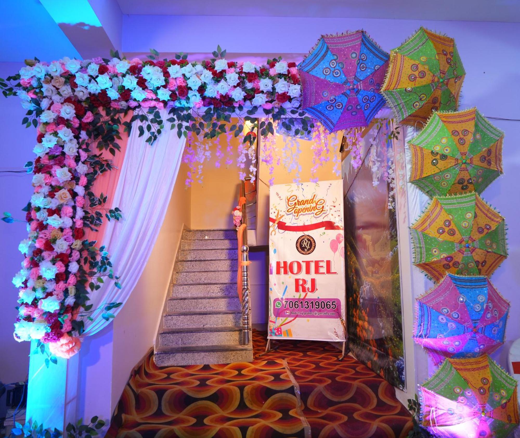 Hotel Rj Patna  Ngoại thất bức ảnh